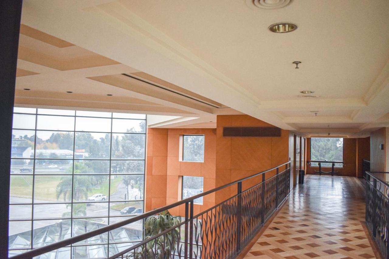 Sheraton Pilar Hotel & Convention Center Luaran gambar