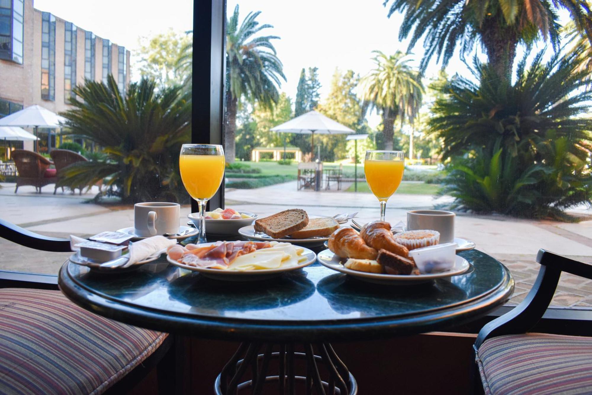 Sheraton Pilar Hotel & Convention Center Luaran gambar