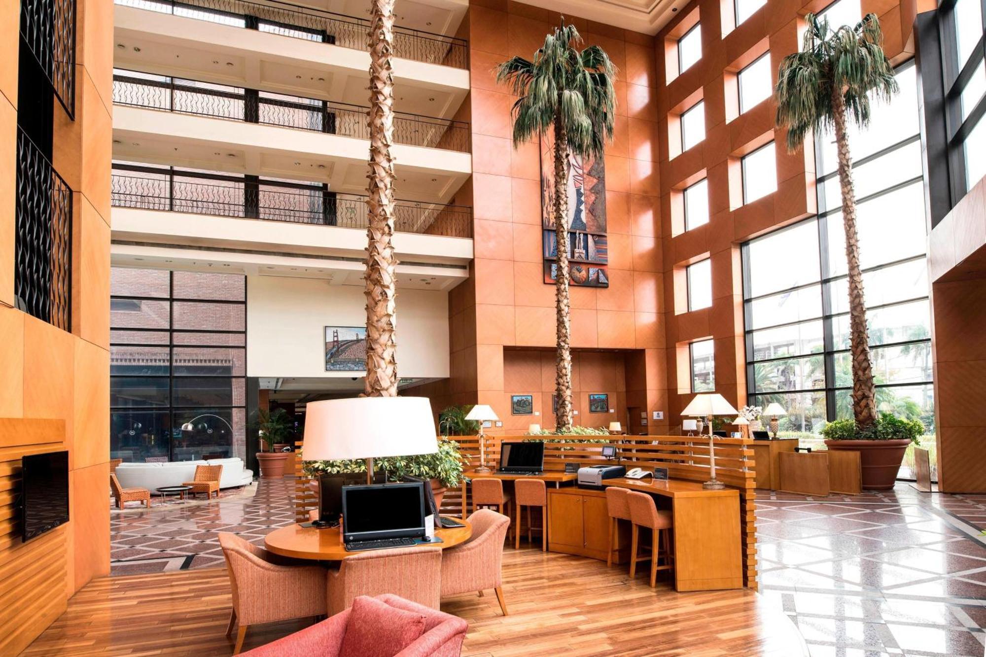 Sheraton Pilar Hotel & Convention Center Luaran gambar