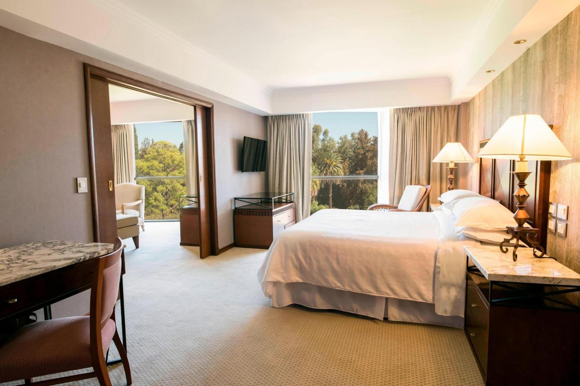 Sheraton Pilar Hotel & Convention Center Luaran gambar